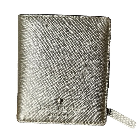 Kate Spade New York Cedar Street Small Stacy Wallet Gold Snap Closure Leather - Picture 1 of 5